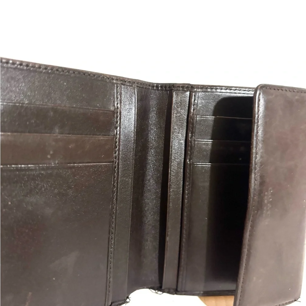 Coach vintage distressed Dark Brown Leather wallet